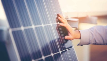 ΗΛΙΑΚΟΙ ΘΕΡΜΟΣΙΦΩΝΕΣ προτερήματα και η αναγκαιότητά τους για μια χώρα όπως η Ελλάδα